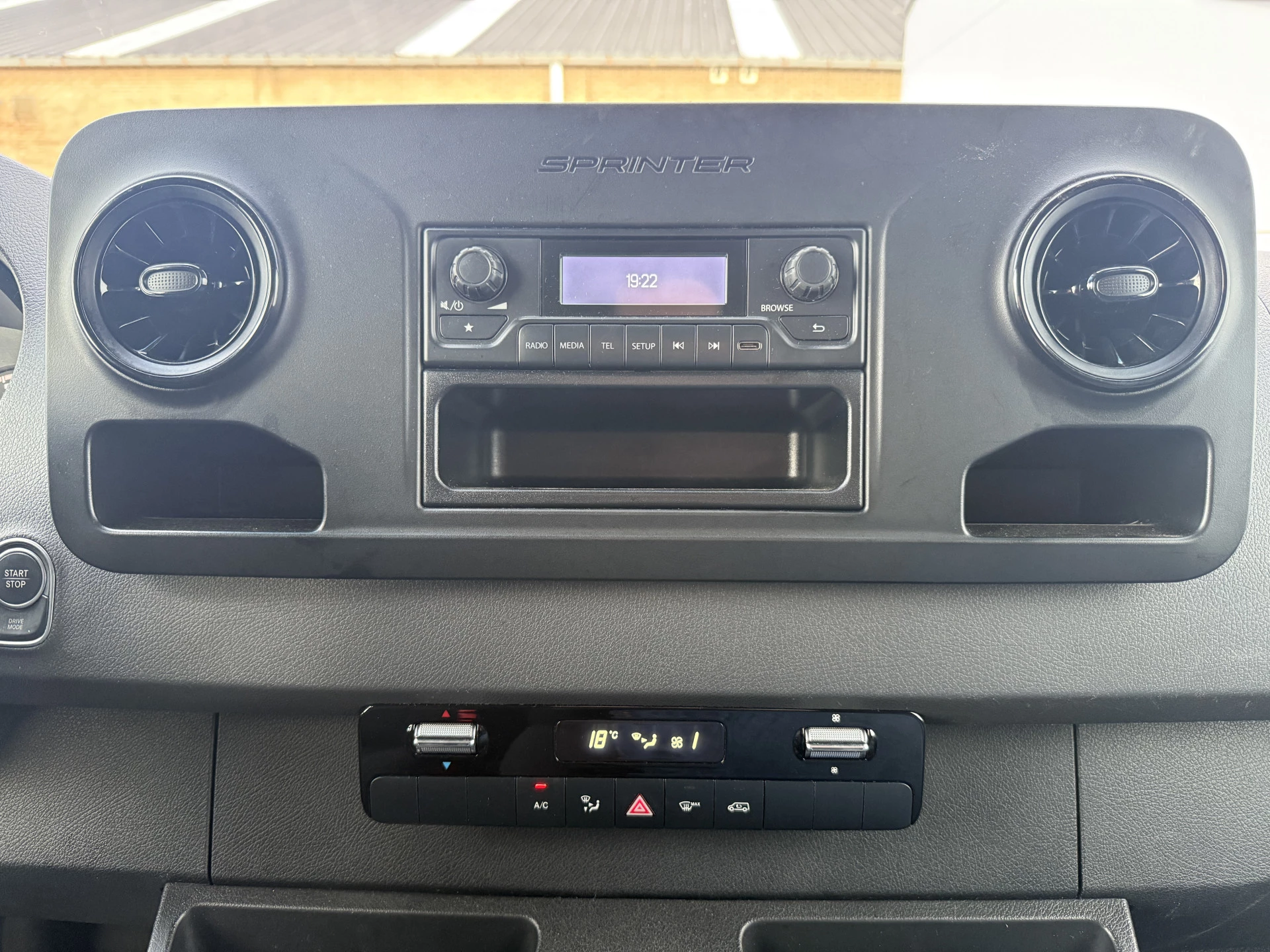 Hoofdafbeelding Mercedes-Benz eSprinter