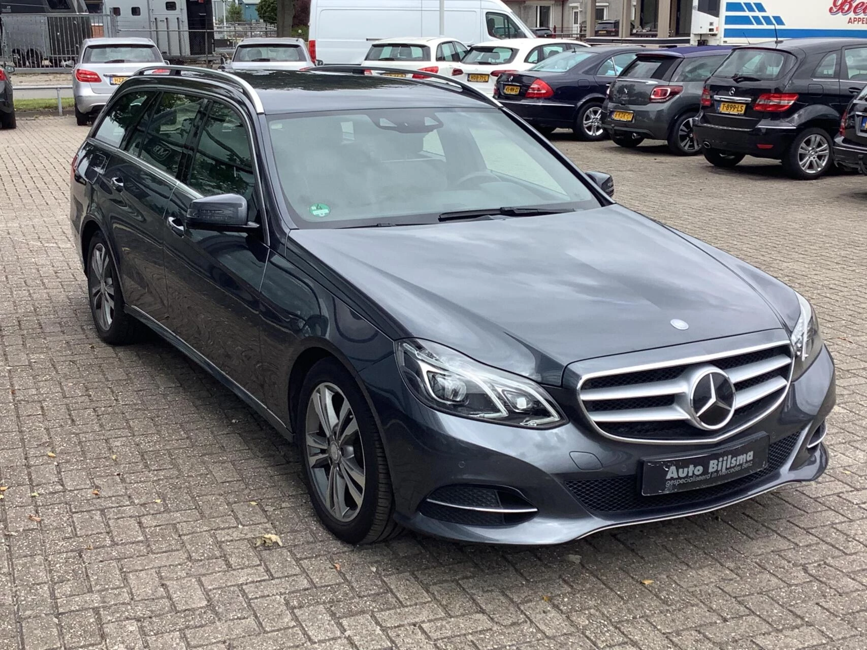 Hoofdafbeelding Mercedes-Benz E-Klasse