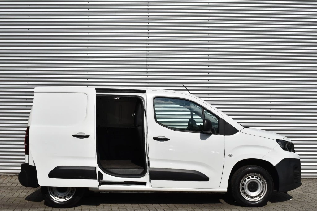 Hoofdafbeelding Peugeot Partner