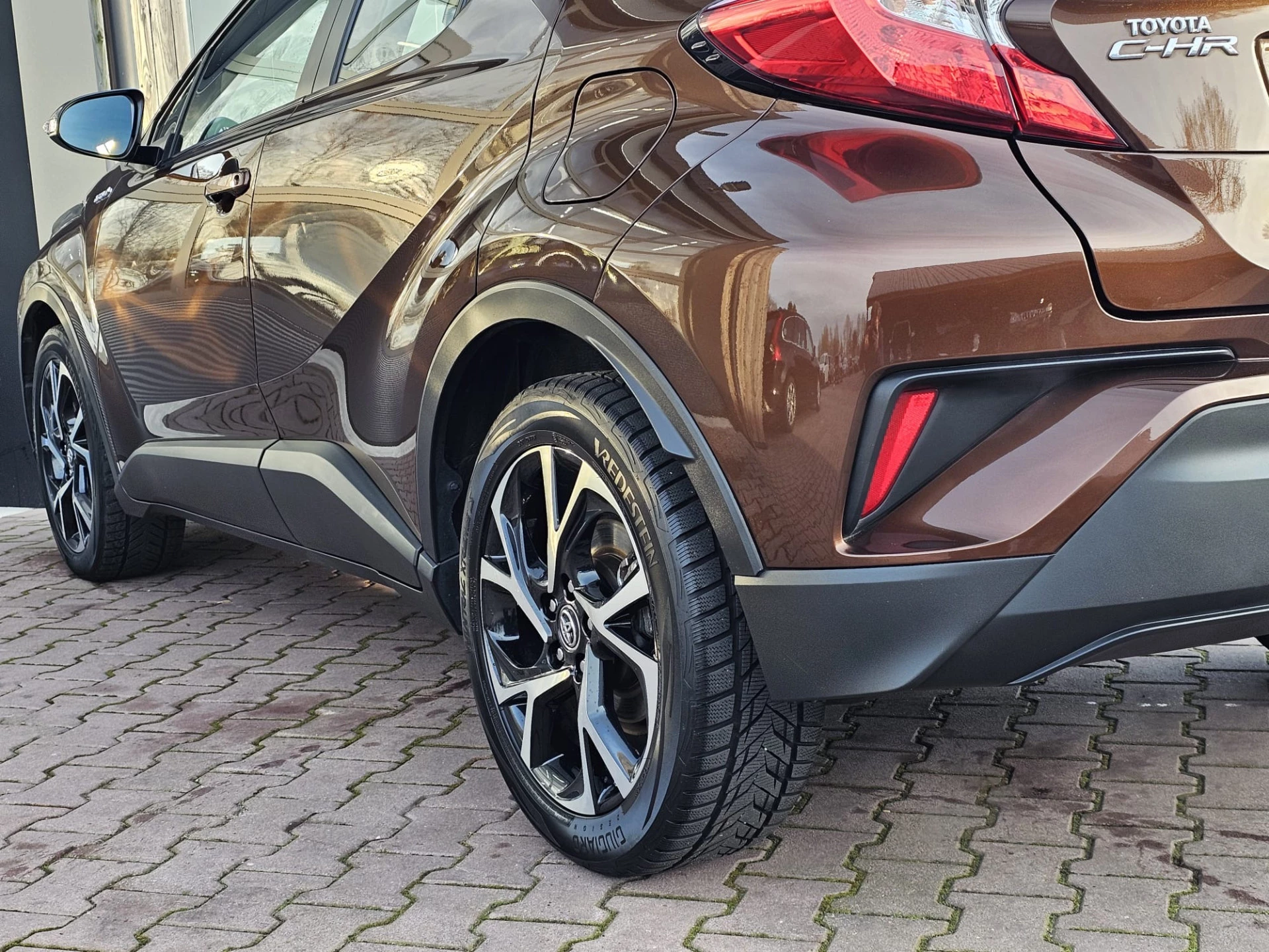 Hoofdafbeelding Toyota C-HR