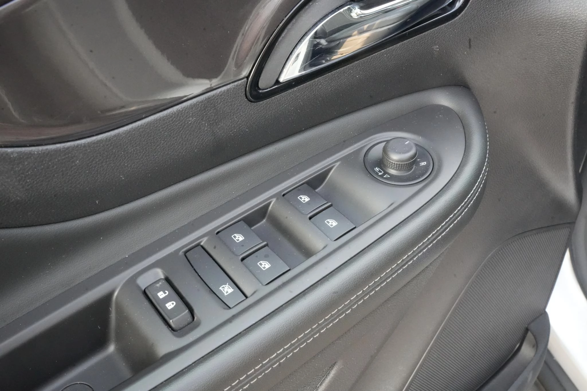 Hoofdafbeelding Opel Mokka X