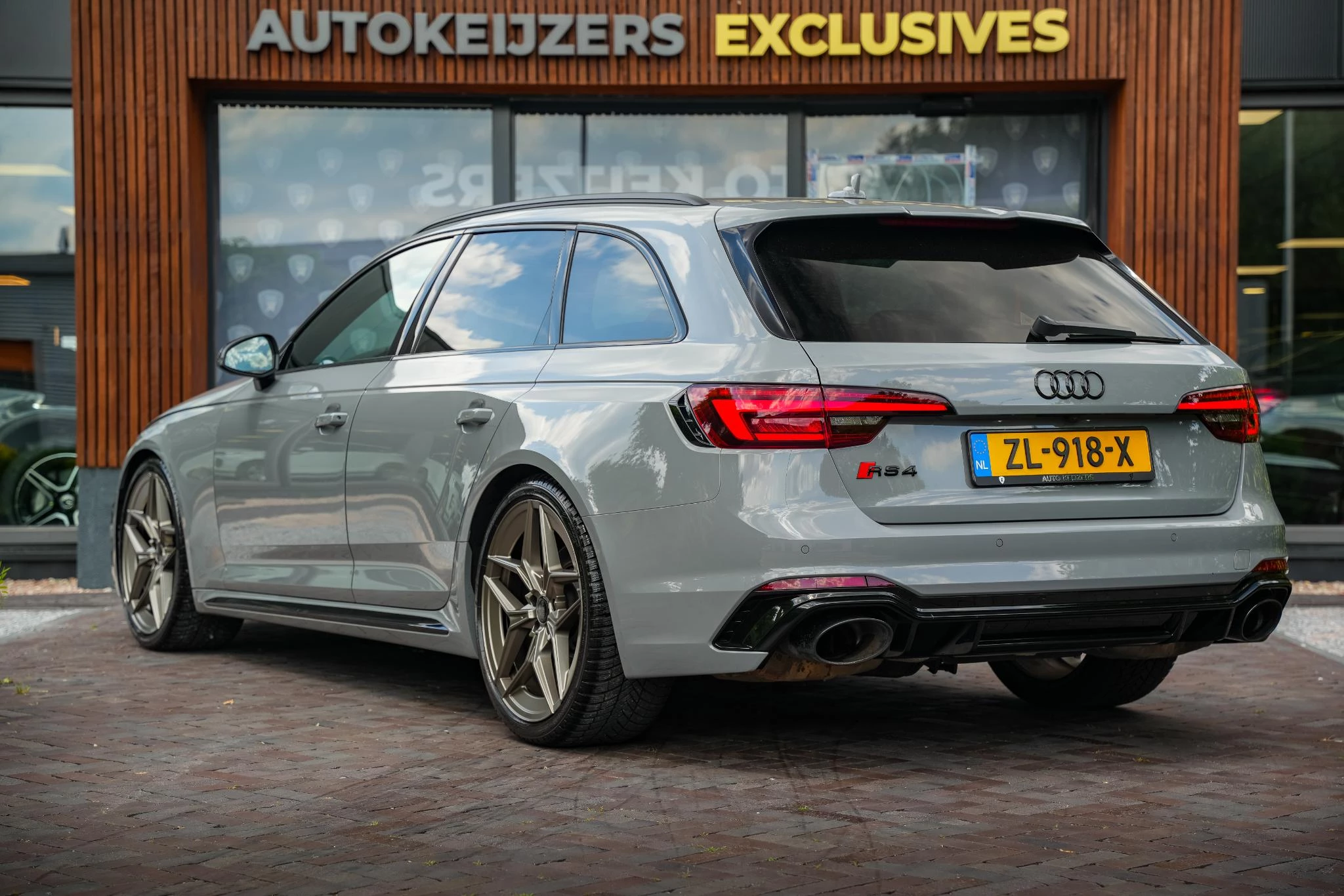 Hoofdafbeelding Audi RS4