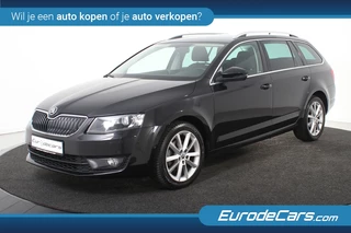 Hoofdafbeelding Škoda Octavia Škoda Octavia Combi 1.4 TSI Greentech DSG *Navi*Stoelverwarming*Trekhaak*