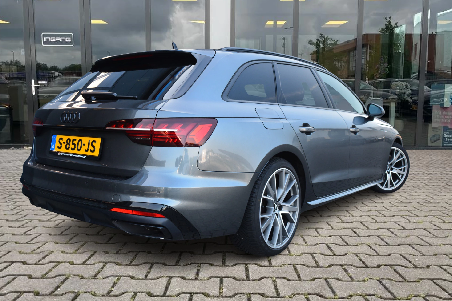 Hoofdafbeelding Audi A4