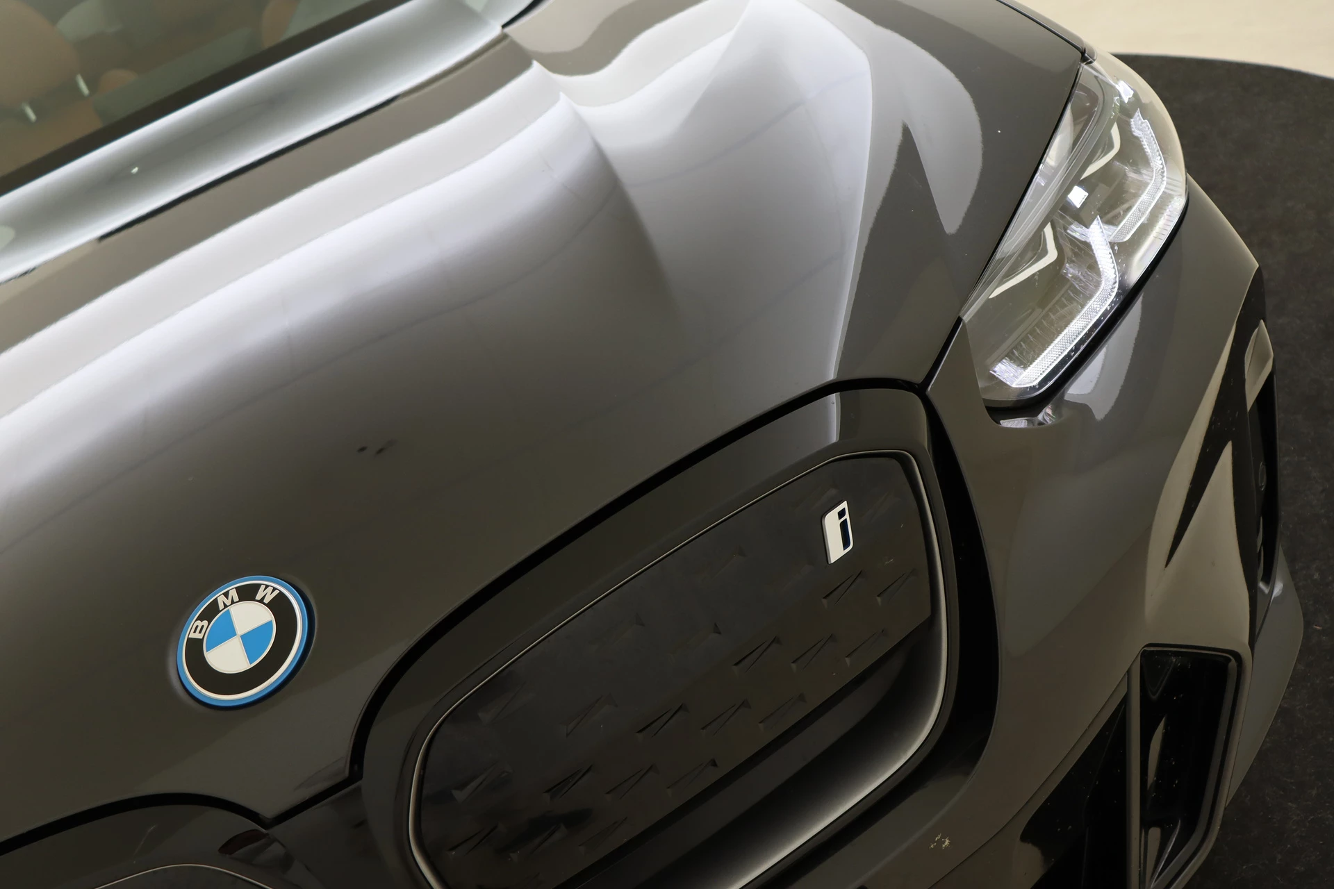 Hoofdafbeelding BMW iX3