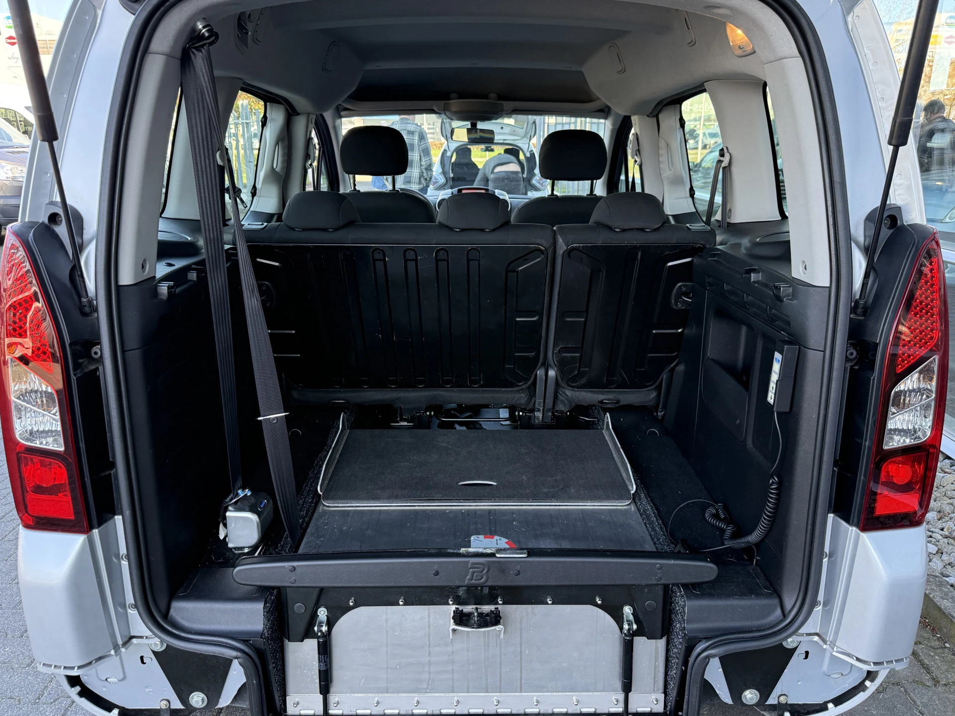 Hoofdafbeelding Peugeot Partner