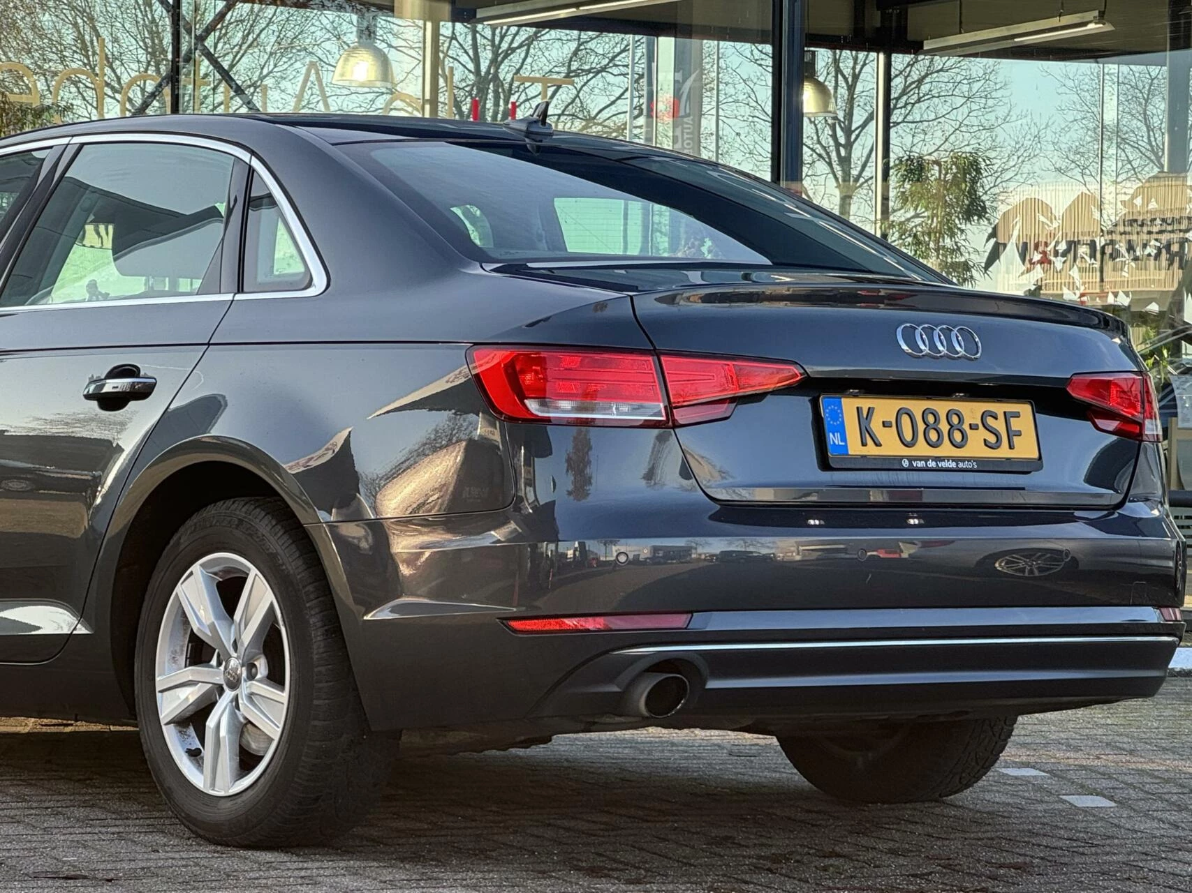 Hoofdafbeelding Audi A4