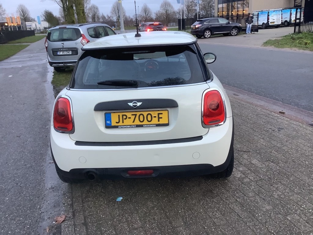 Hoofdafbeelding MINI One