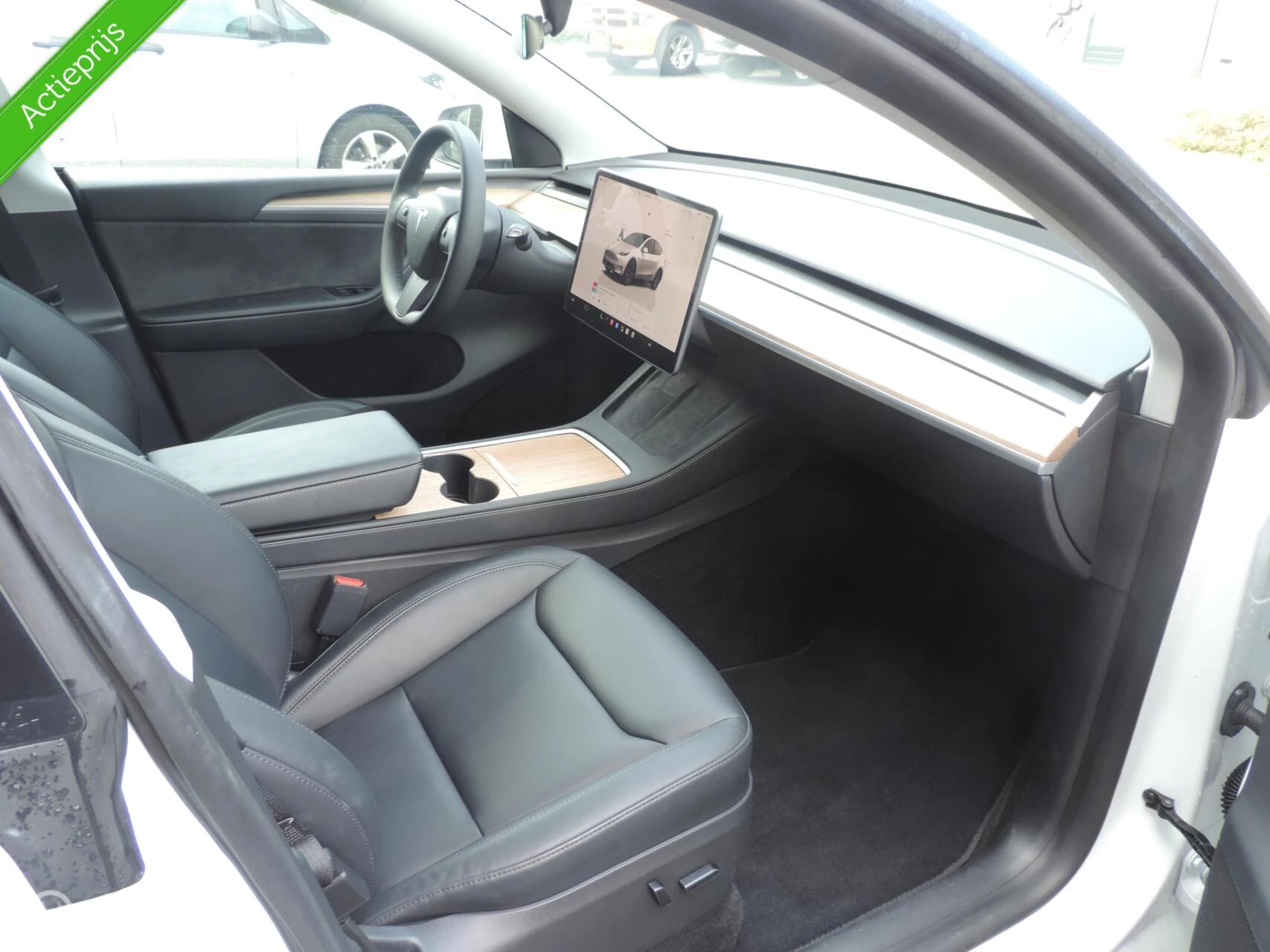 Hoofdafbeelding Tesla Model Y