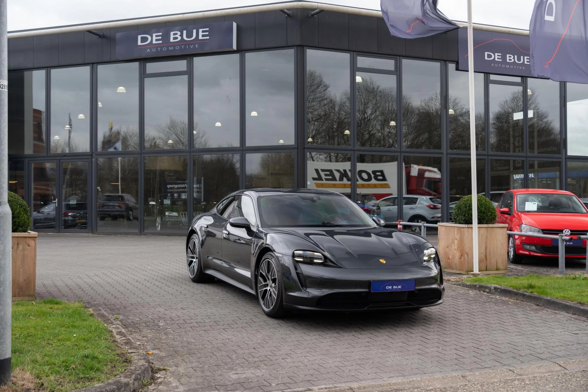 Hoofdafbeelding Porsche Taycan