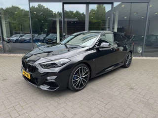 BMW 2 Serie 220I M-Sport,LED,Schaalstoel,Lane Ass.,Carplay,Stoelverw,Camera,