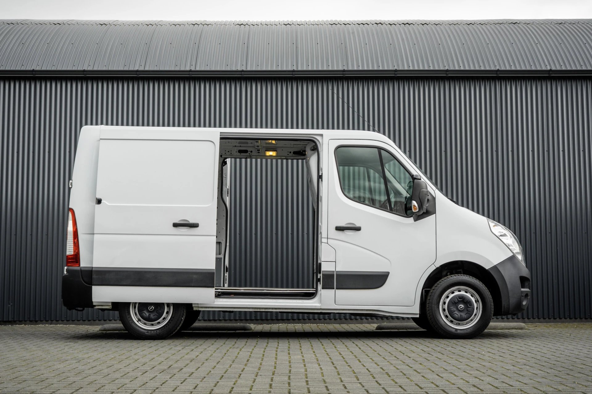 Hoofdafbeelding Opel Movano