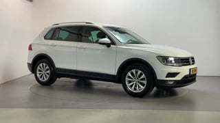 Volkswagen Tiguan 1.5 TSI Comfortline Business Navigatie Parkeersensoren DAB+ App-Connect