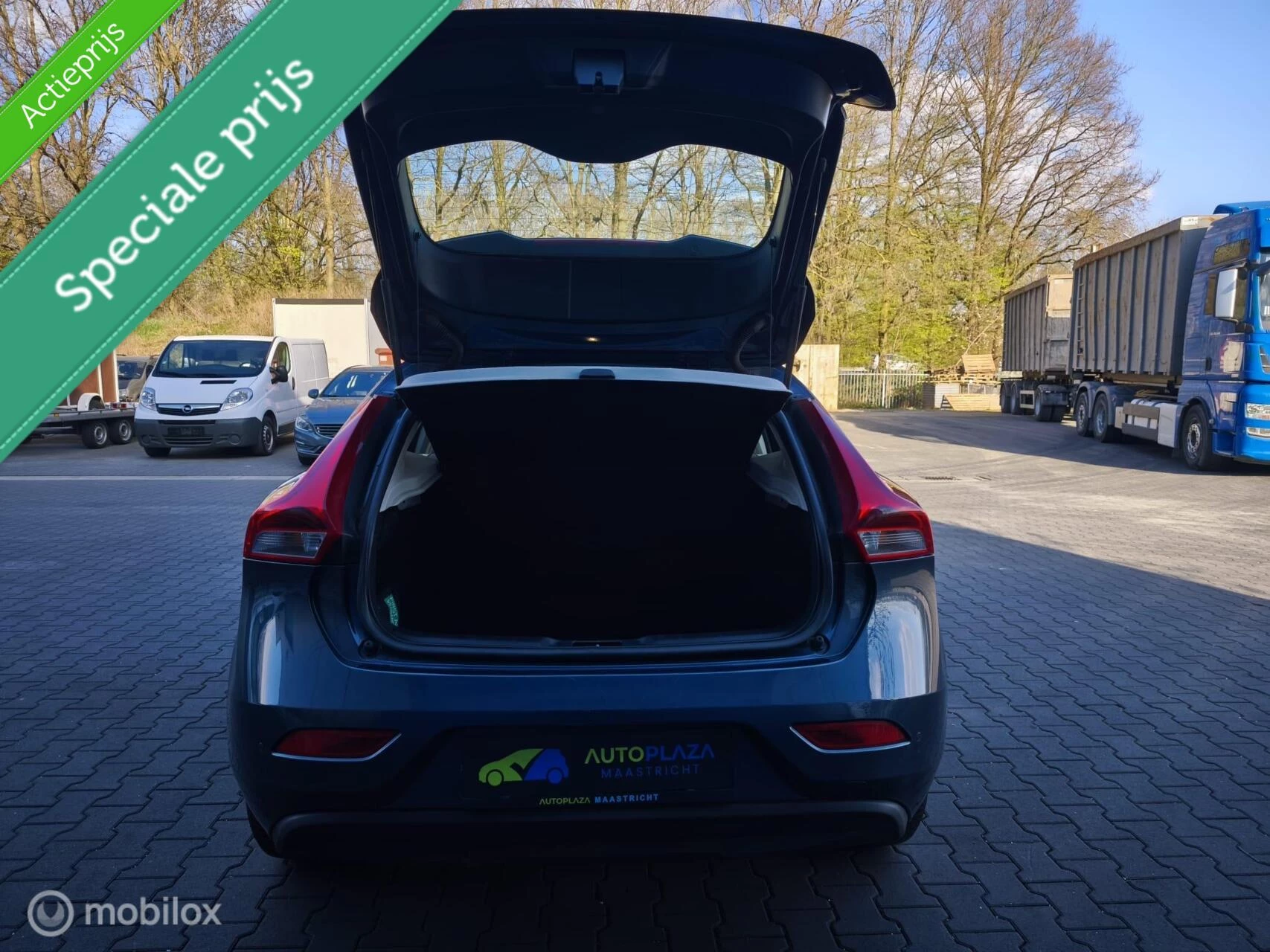 Hoofdafbeelding Volvo V40