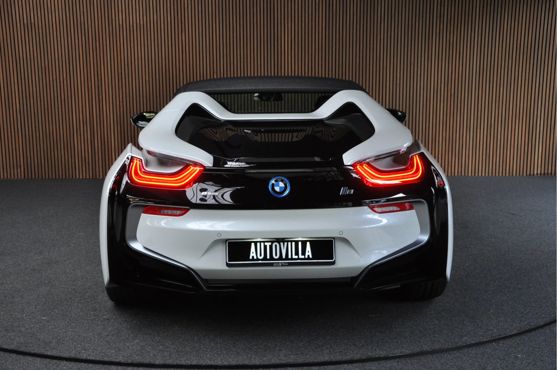 Hoofdafbeelding BMW i8