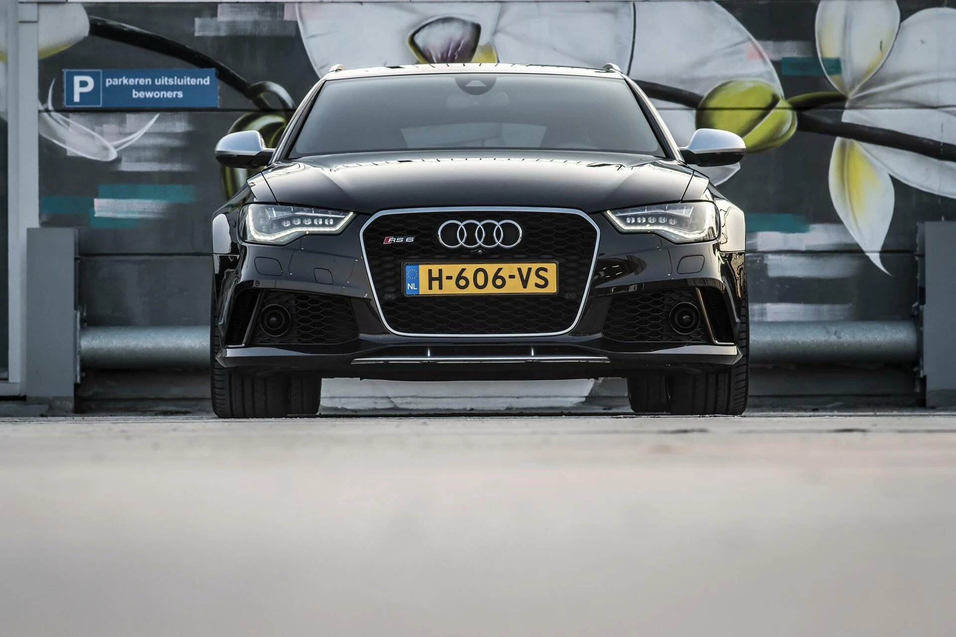 Hoofdafbeelding Audi RS6