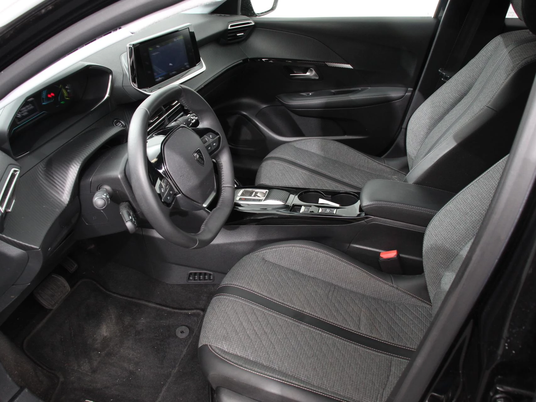 Hoofdafbeelding Peugeot e-208