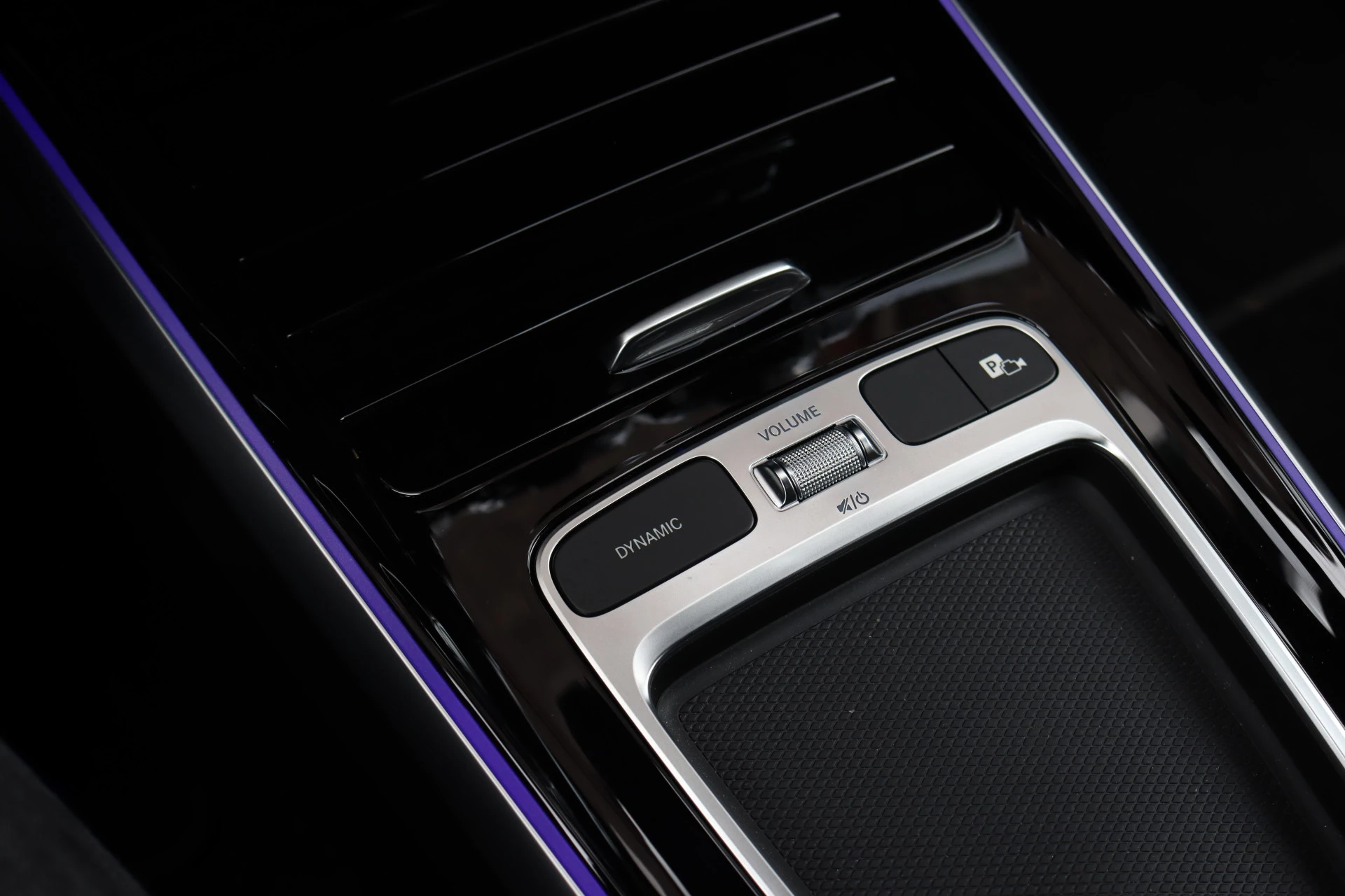Hoofdafbeelding Mercedes-Benz EQB