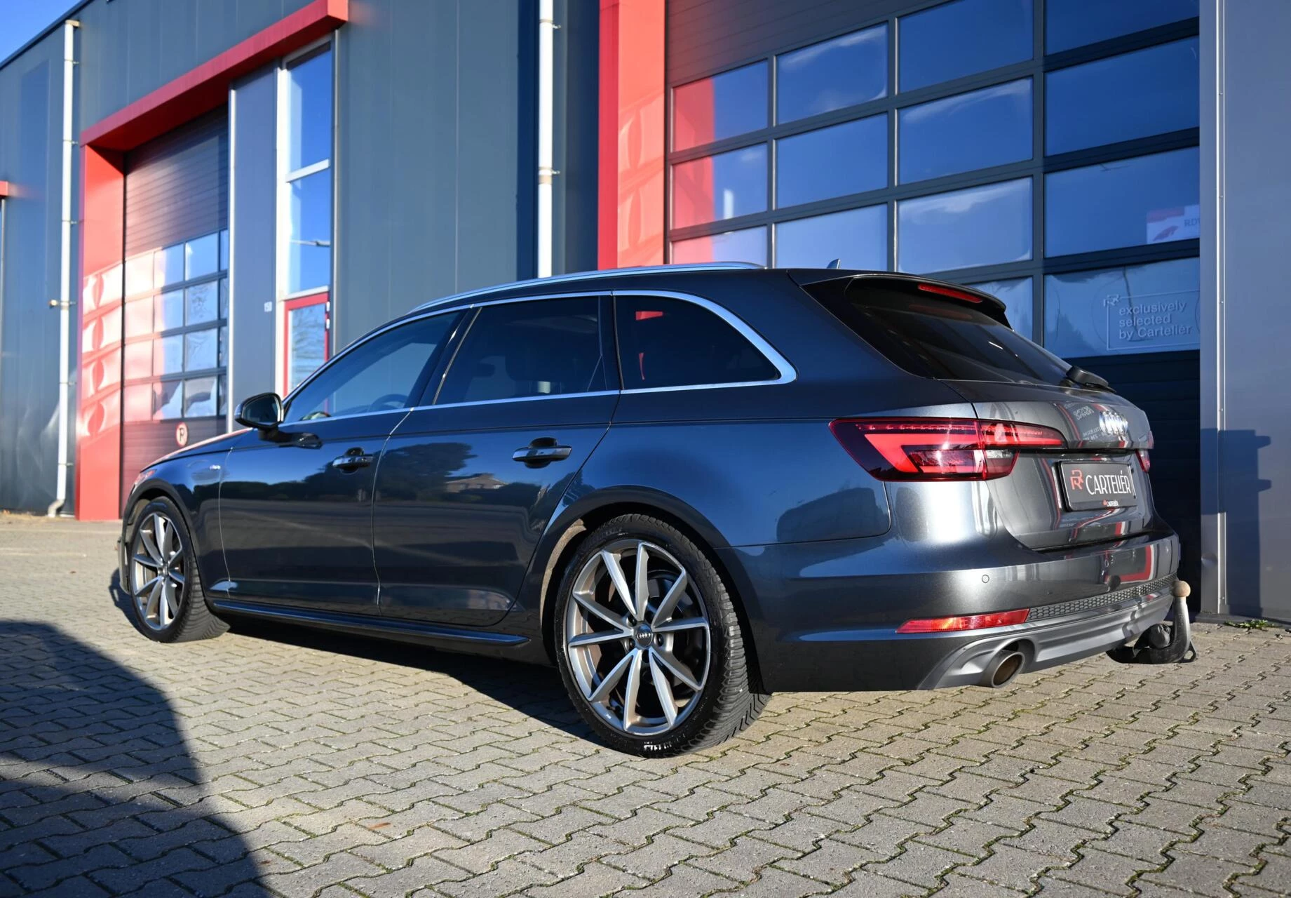 Hoofdafbeelding Audi A4