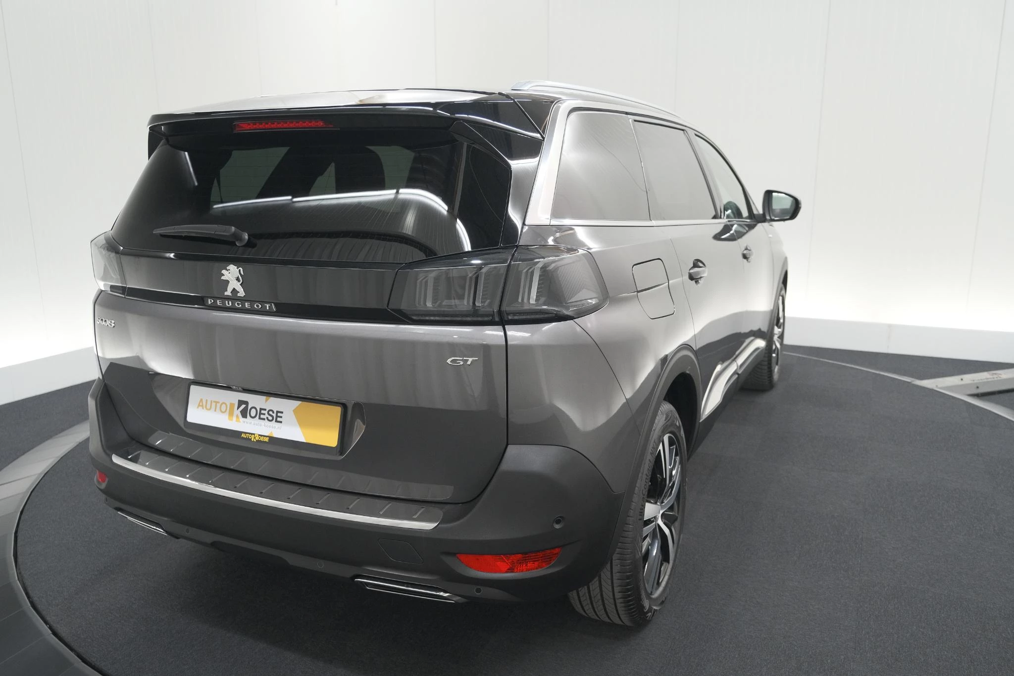Hoofdafbeelding Peugeot 5008
