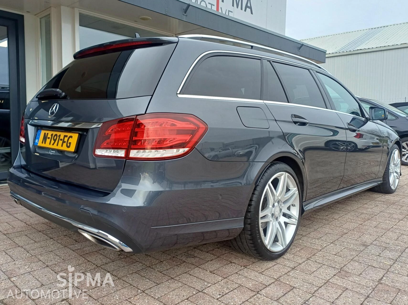 Hoofdafbeelding Mercedes-Benz E-Klasse