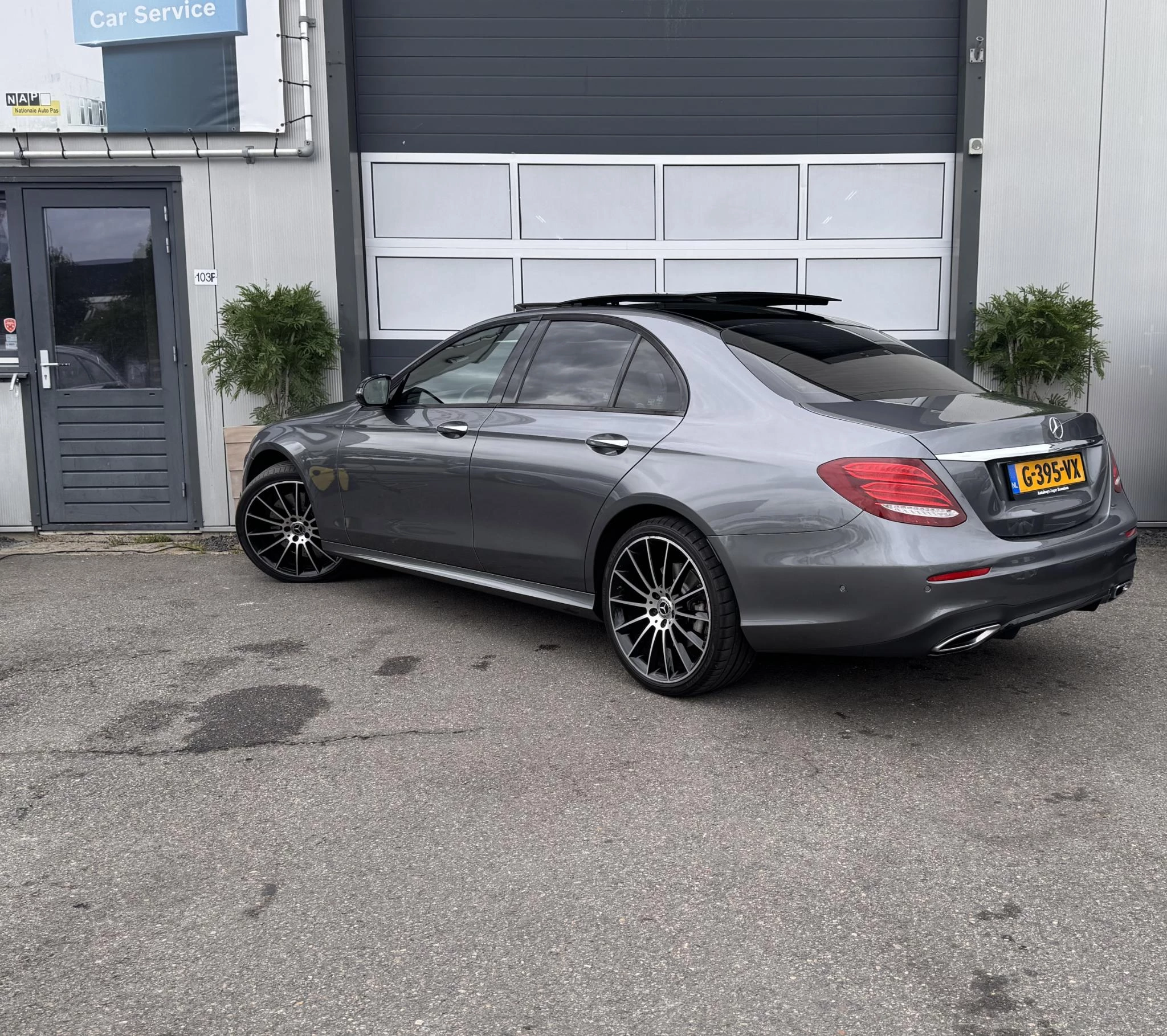 Hoofdafbeelding Mercedes-Benz E-Klasse