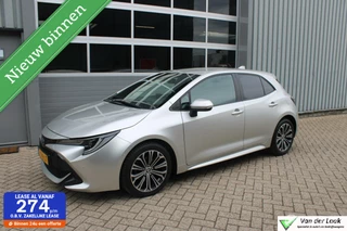 Toyota Corolla 1.8 Hybrid Business Intro | Parkeersensoren voor en achter | Stoelverwarming | NL Auto Boekjes.