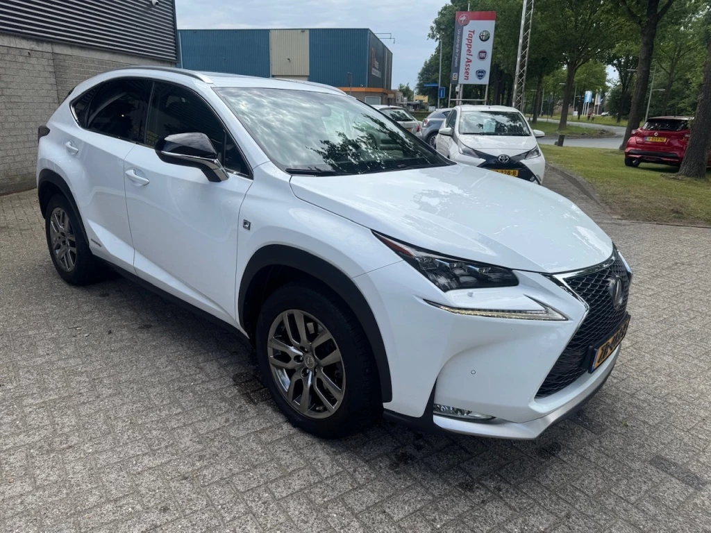 Hoofdafbeelding Lexus NX