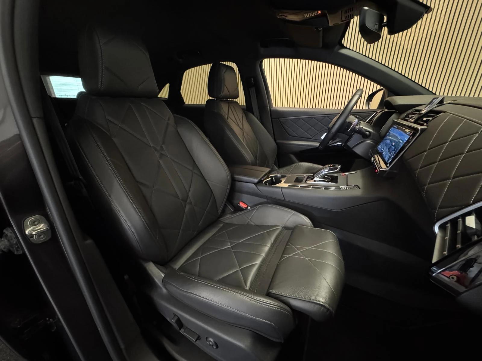 Hoofdafbeelding DS DS 7