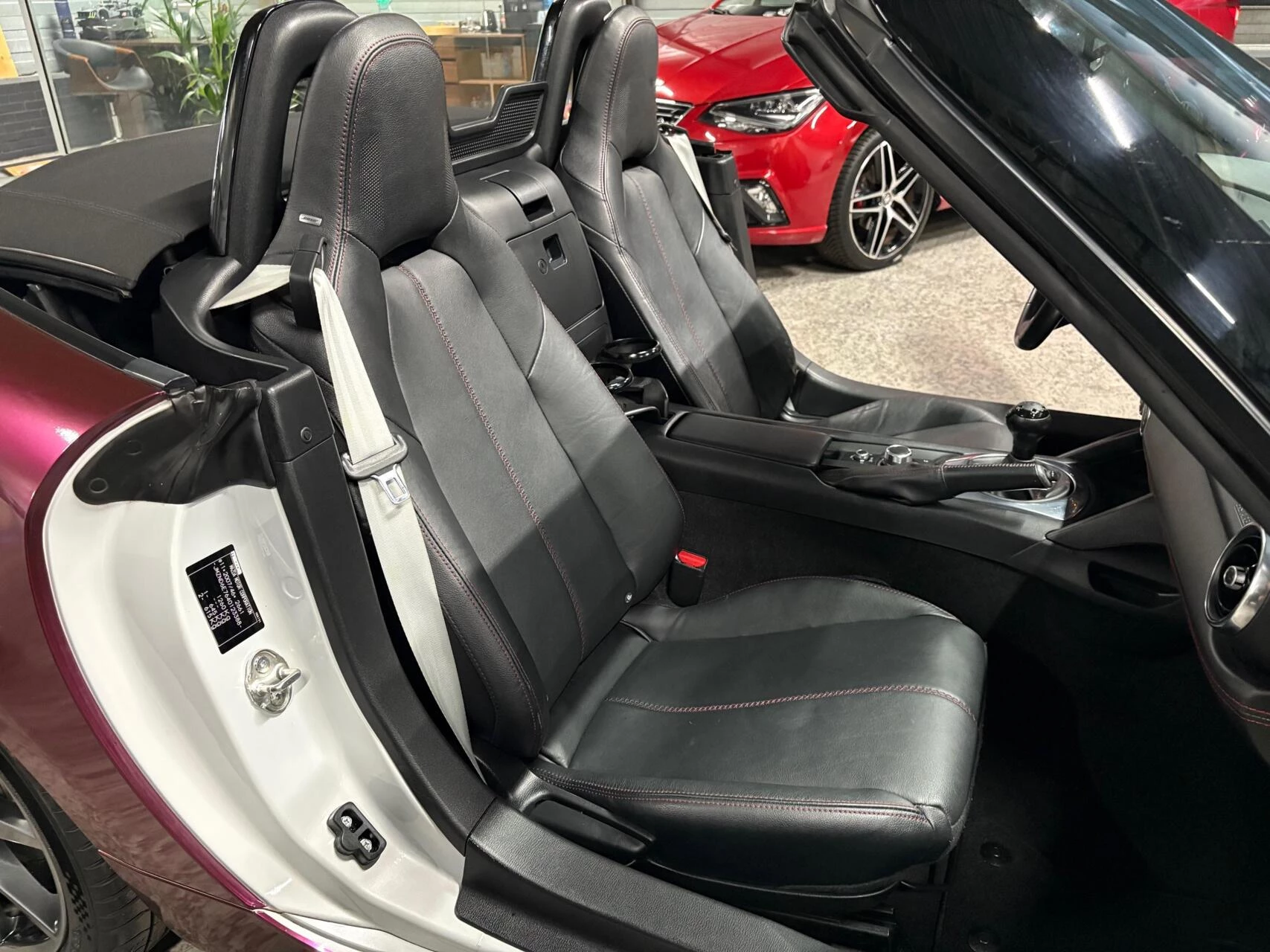 Hoofdafbeelding Mazda MX-5