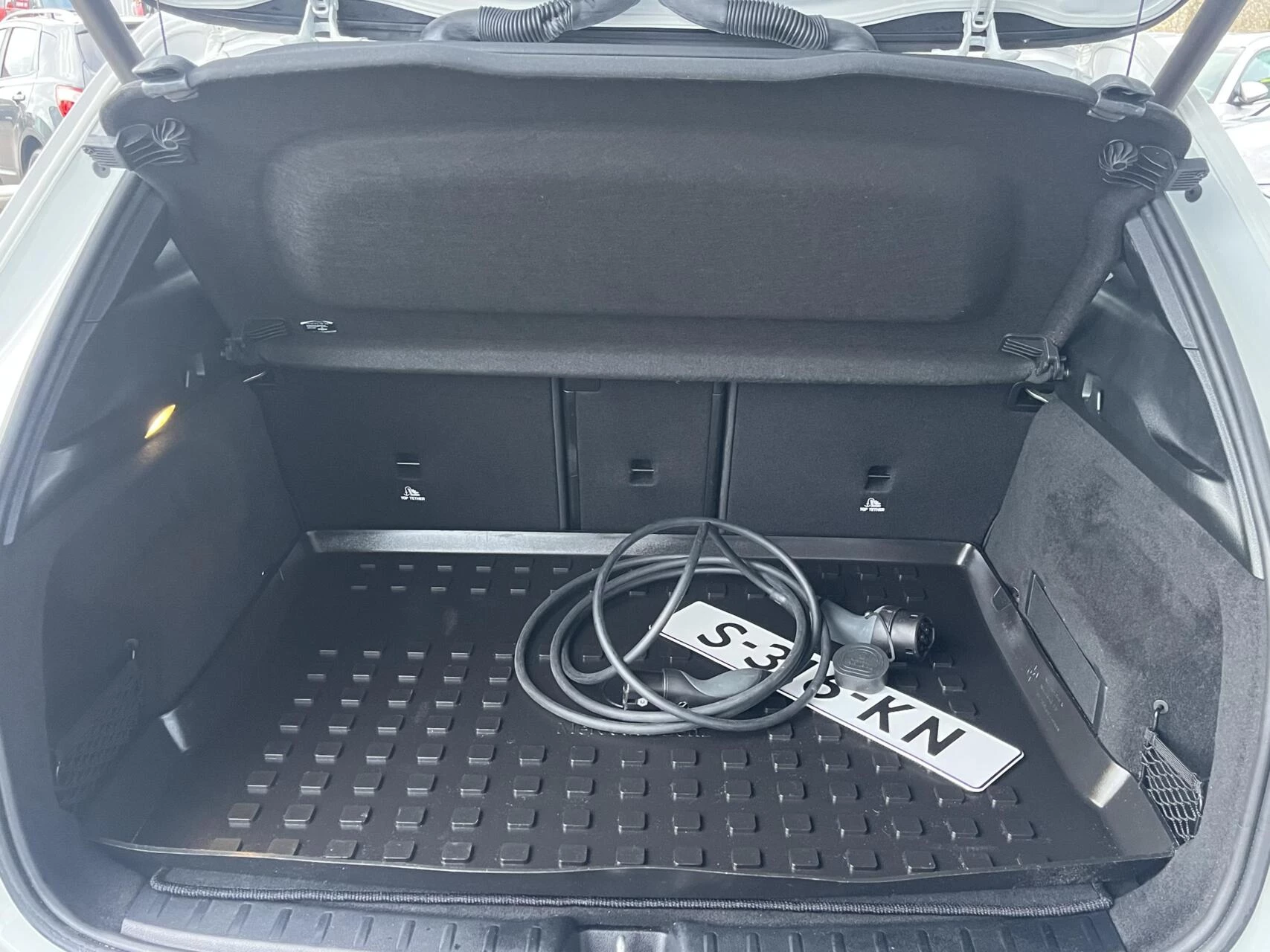 Hoofdafbeelding Mercedes-Benz EQA