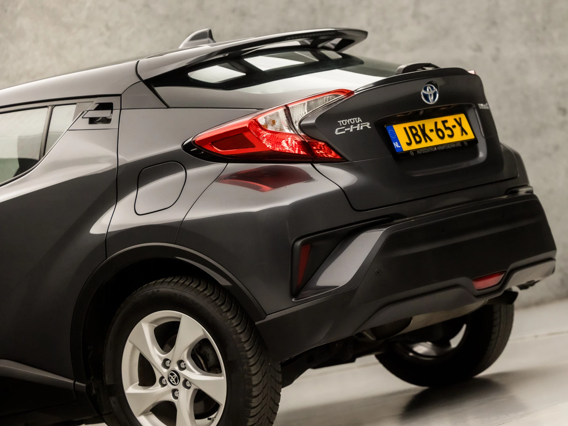 Hoofdafbeelding Toyota C-HR