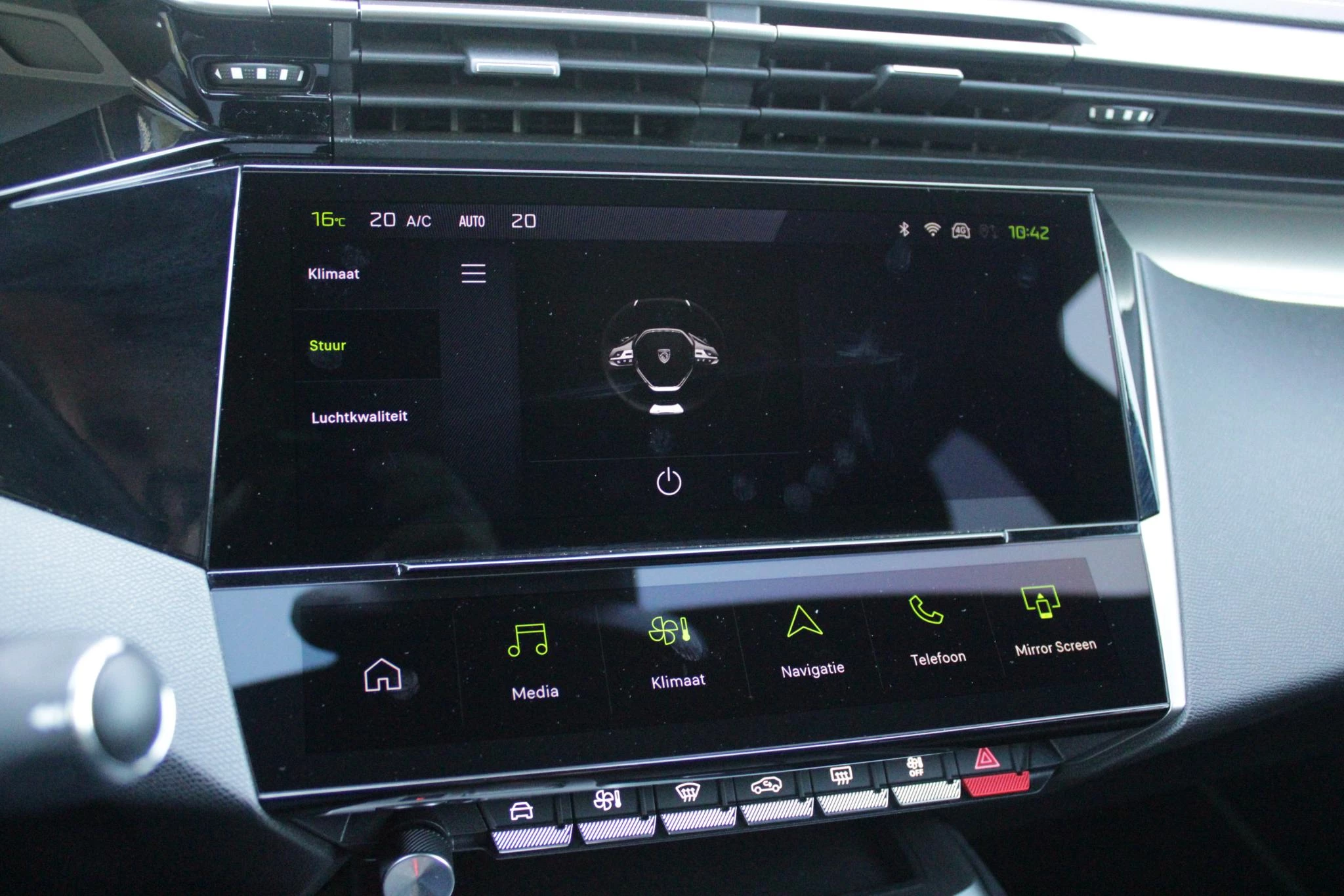 Hoofdafbeelding Peugeot 408