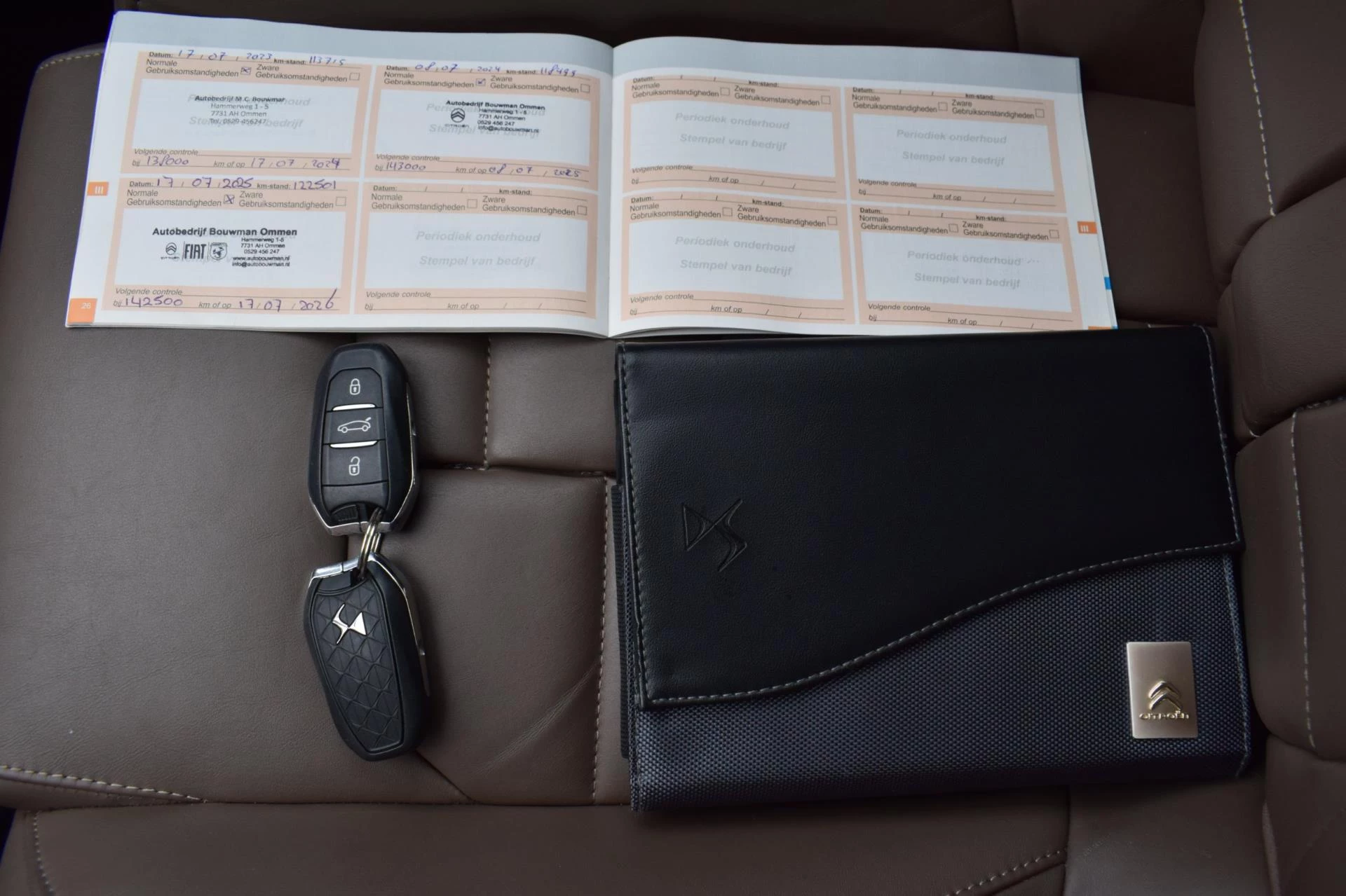 Hoofdafbeelding DS DS 4