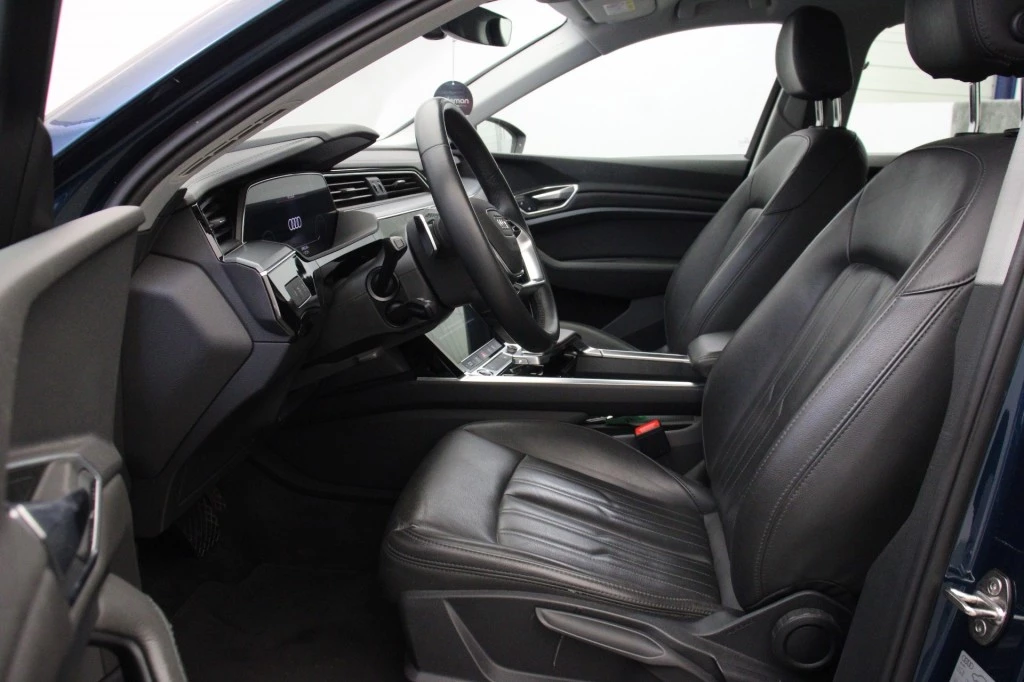 Hoofdafbeelding Audi e-tron