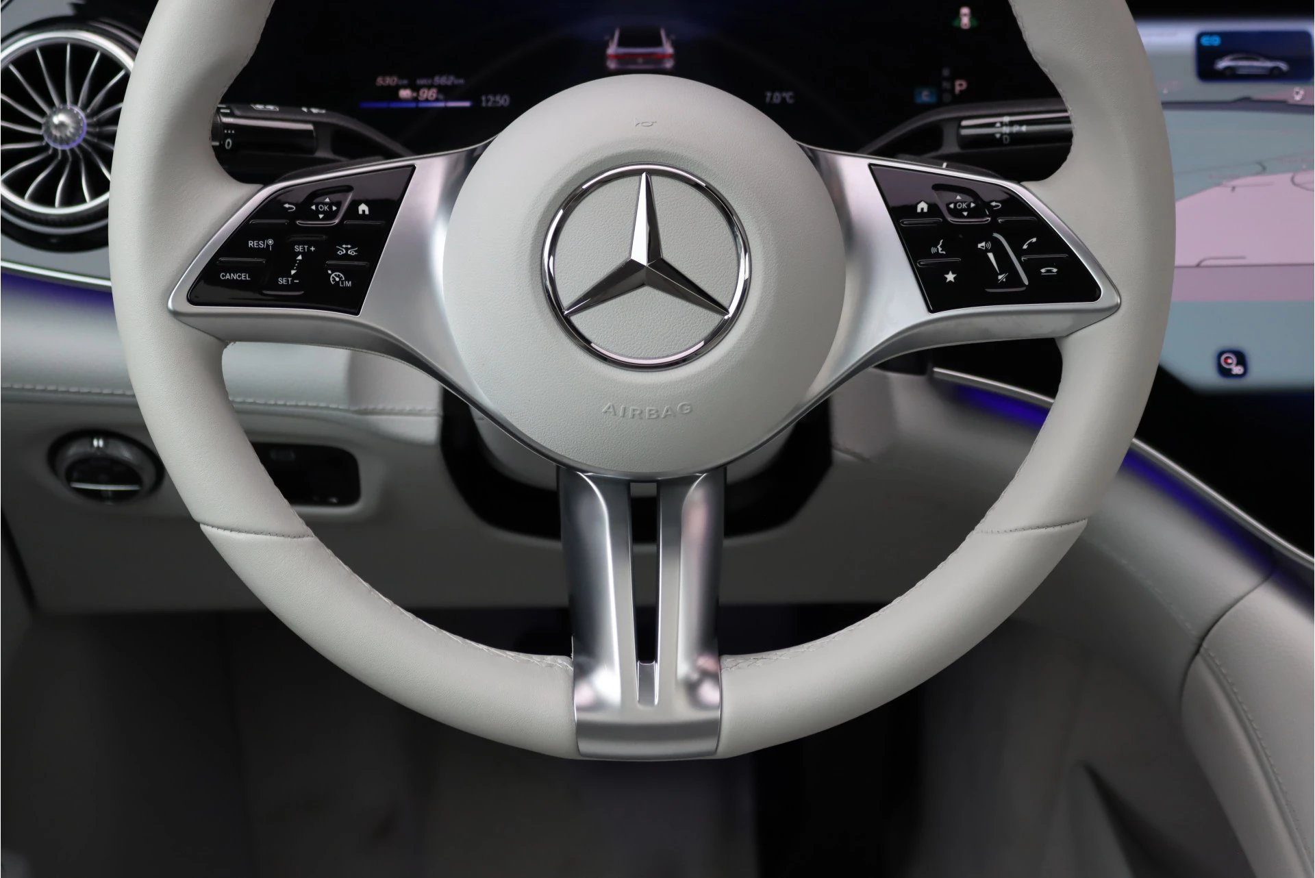 Hoofdafbeelding Mercedes-Benz EQE