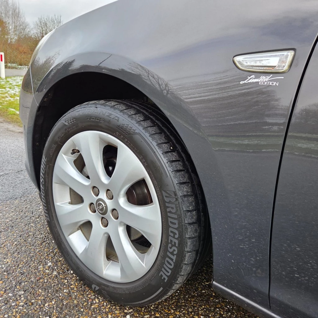 Hoofdafbeelding Opel Astra