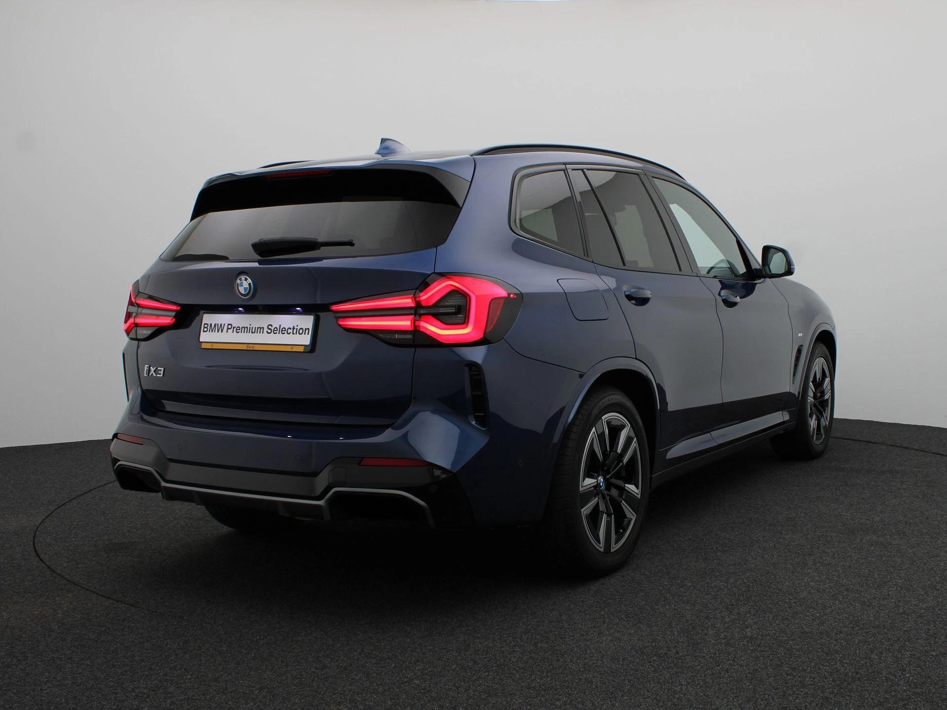 Hoofdafbeelding BMW iX3