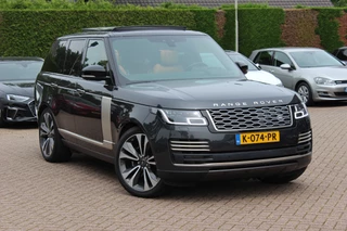 Land Rover Range Rover P400e Fifty / Panoramadak / 360Camera / Head-up / Softclose / Meridian / Laser LED / Keyless / 21'' / Luchtvering / Stoelmassage / Stoelventilatie+Verwarming 4x / Stuurvewarming / Dodehoek / DAB / Cruise