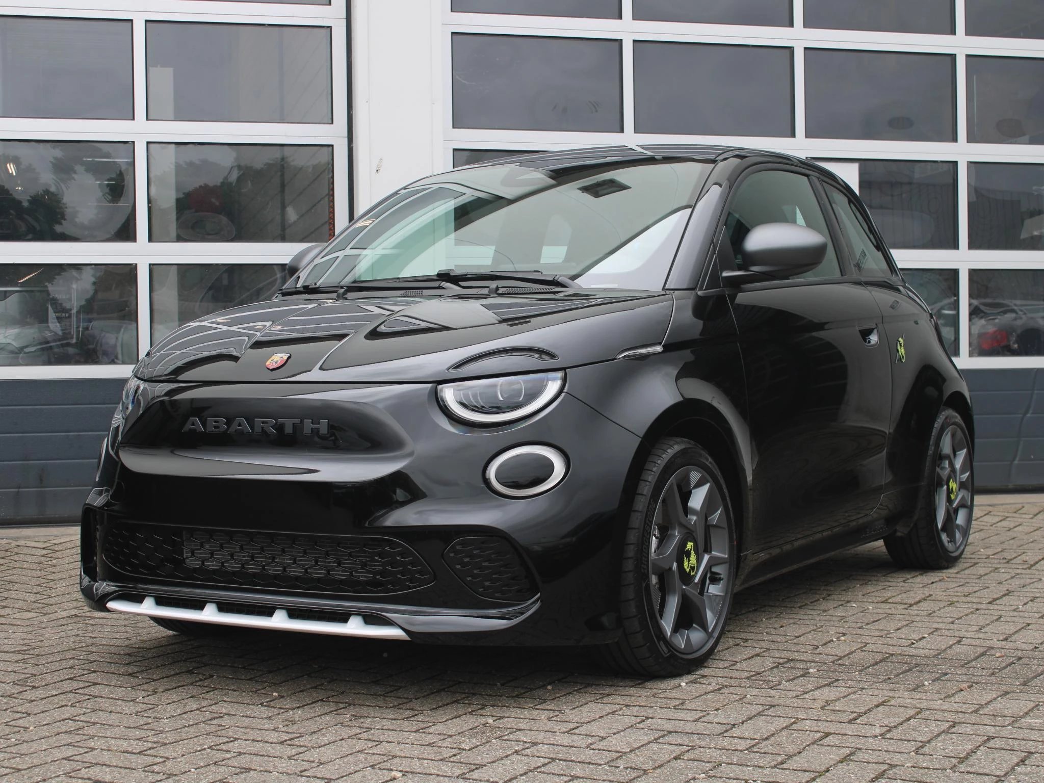 Hoofdafbeelding Abarth 500e