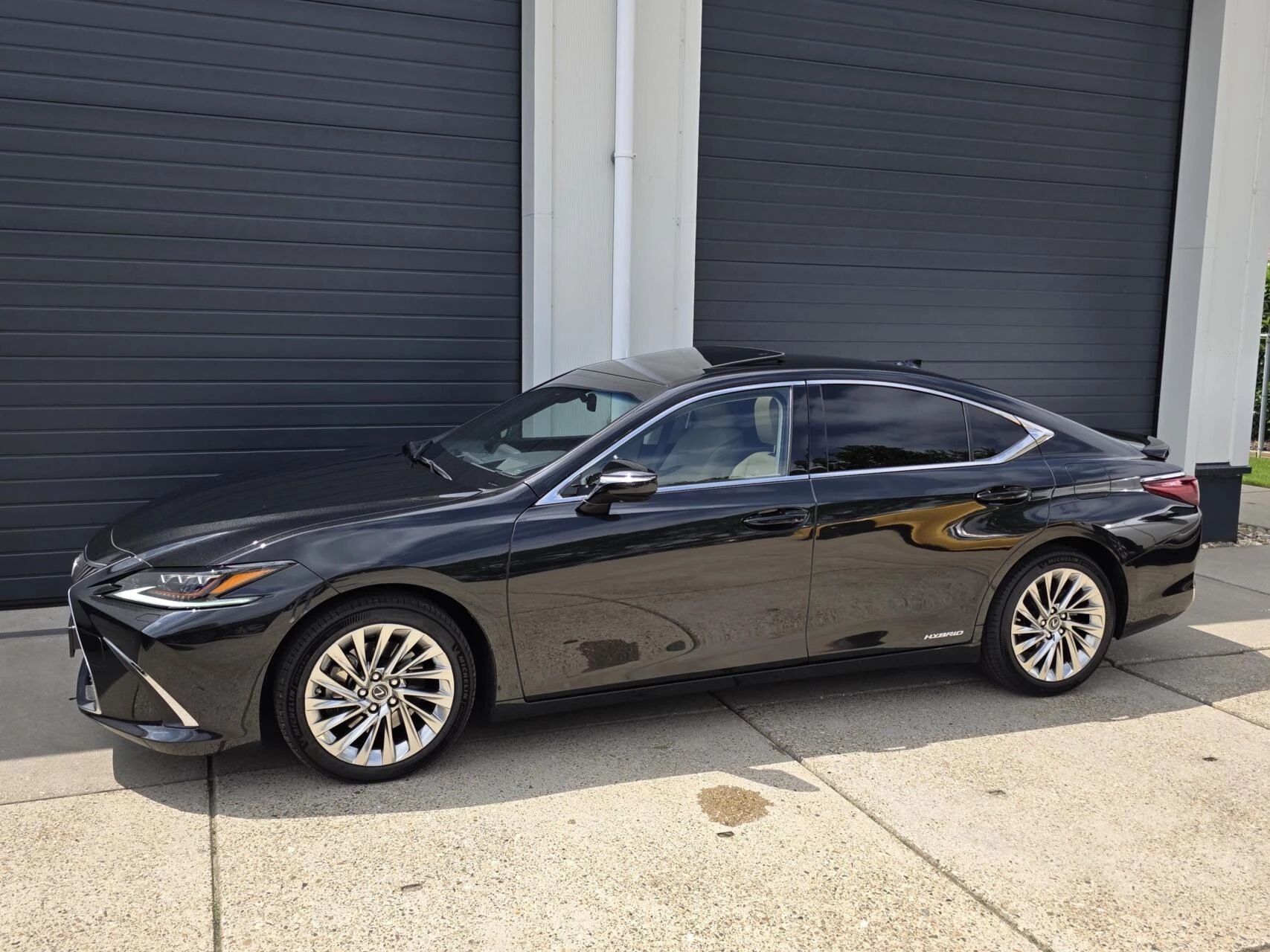 Hoofdafbeelding Lexus ES