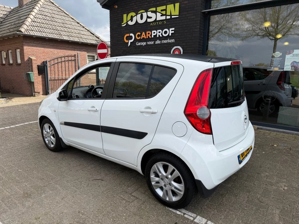 Hoofdafbeelding Opel Agila