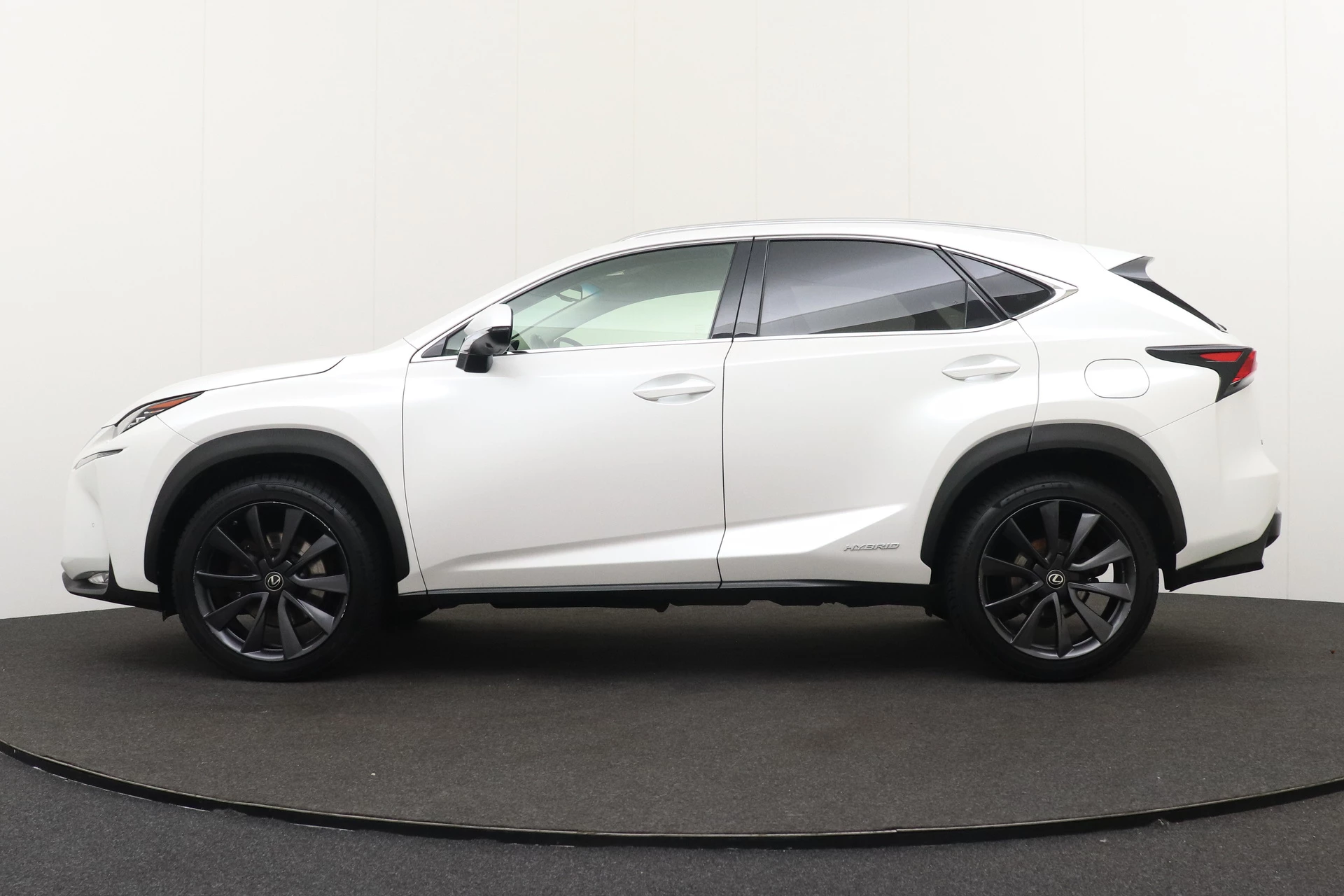 Hoofdafbeelding Lexus NX