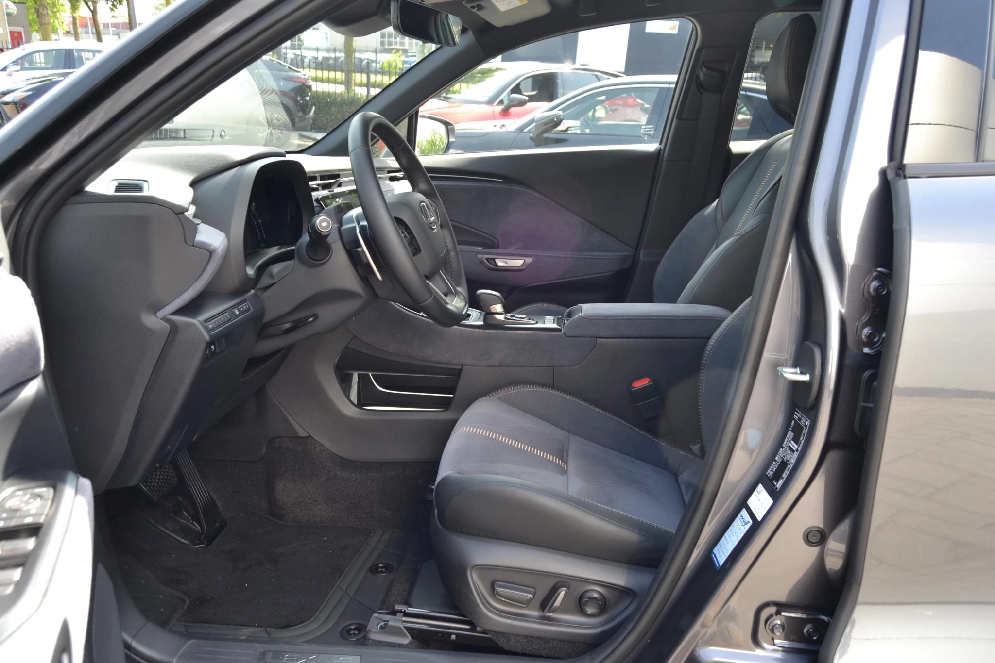 Hoofdafbeelding Lexus LBX