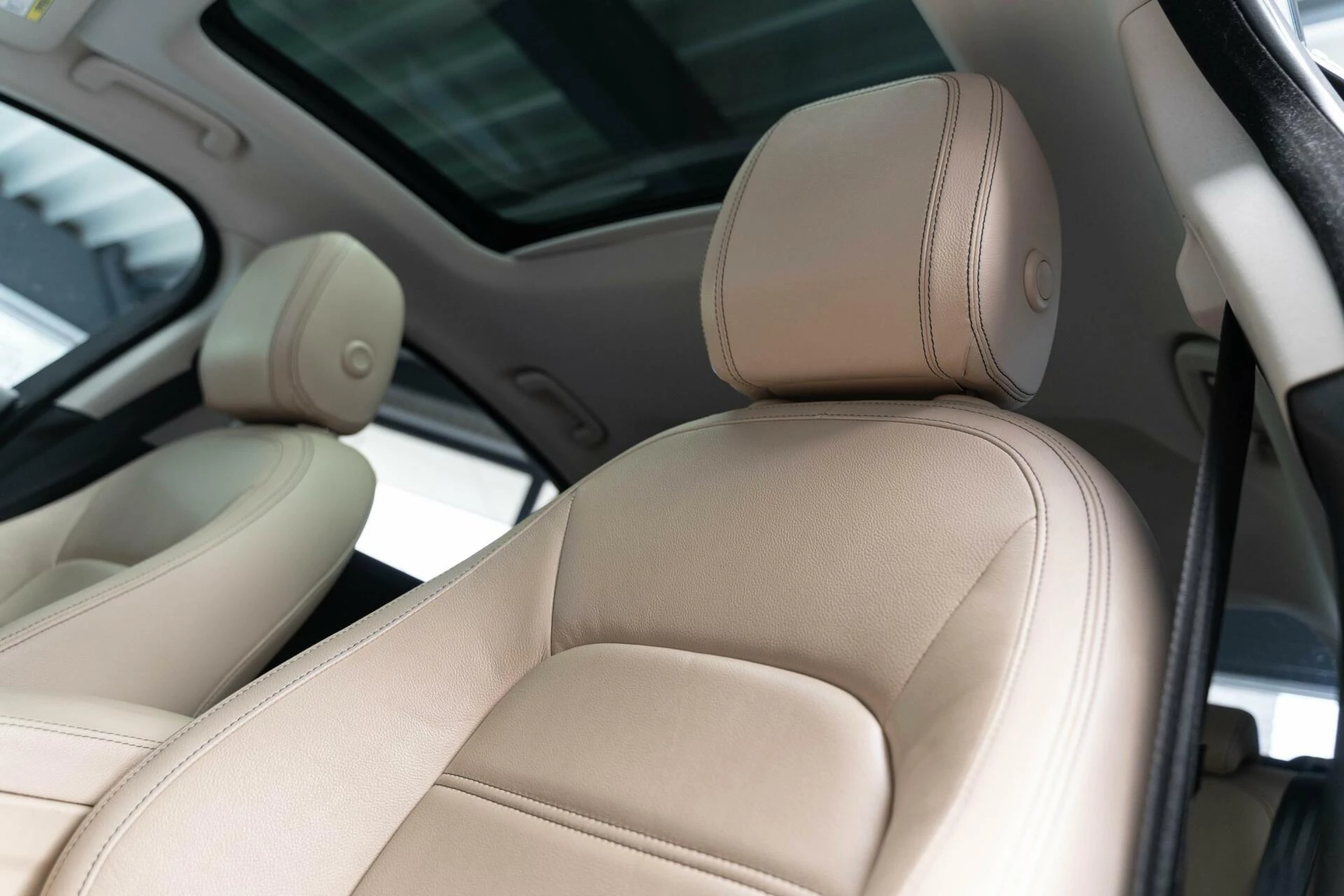 Hoofdafbeelding Jaguar XE