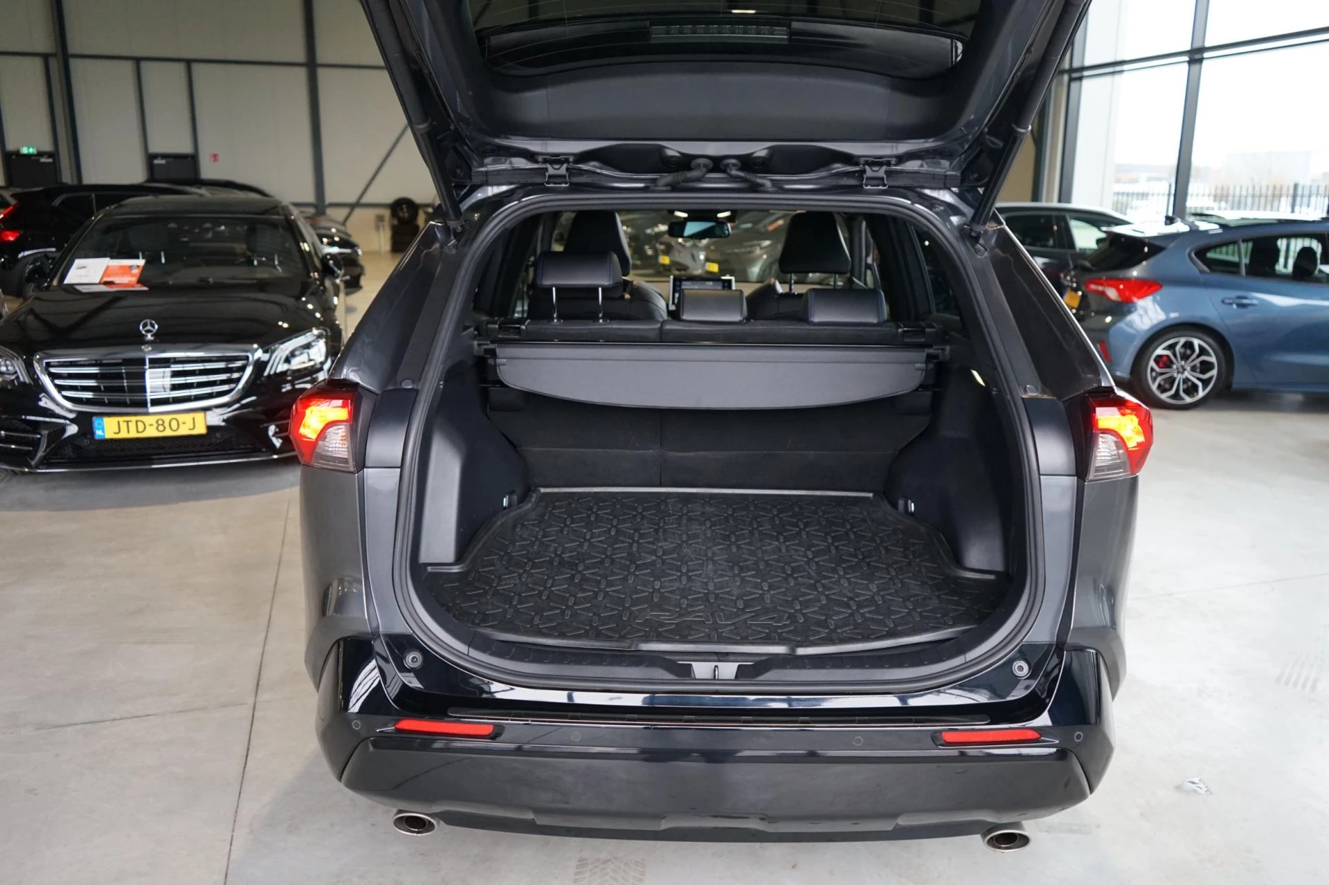 Hoofdafbeelding Toyota RAV4