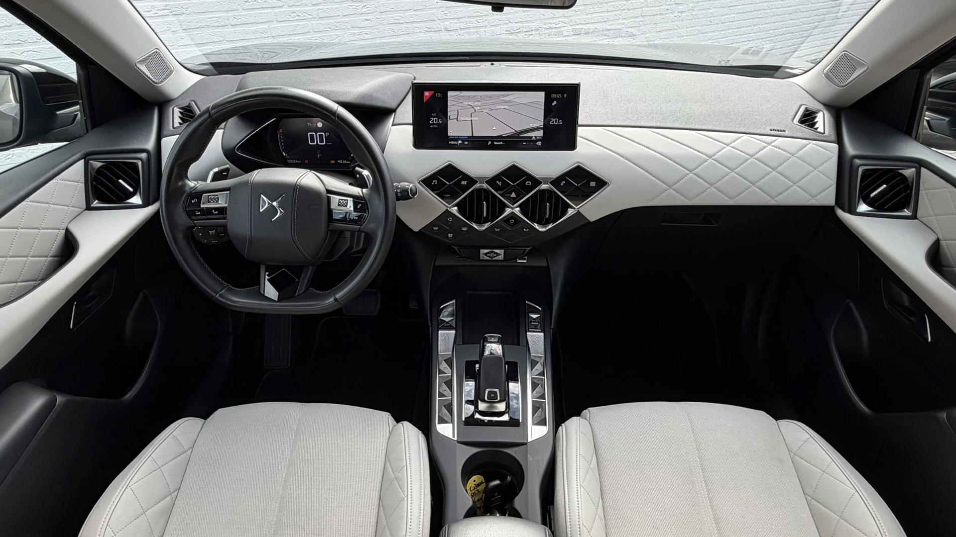 Hoofdafbeelding DS DS 3