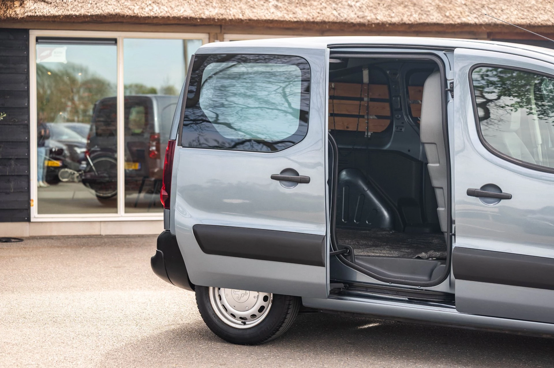 Hoofdafbeelding Peugeot Partner