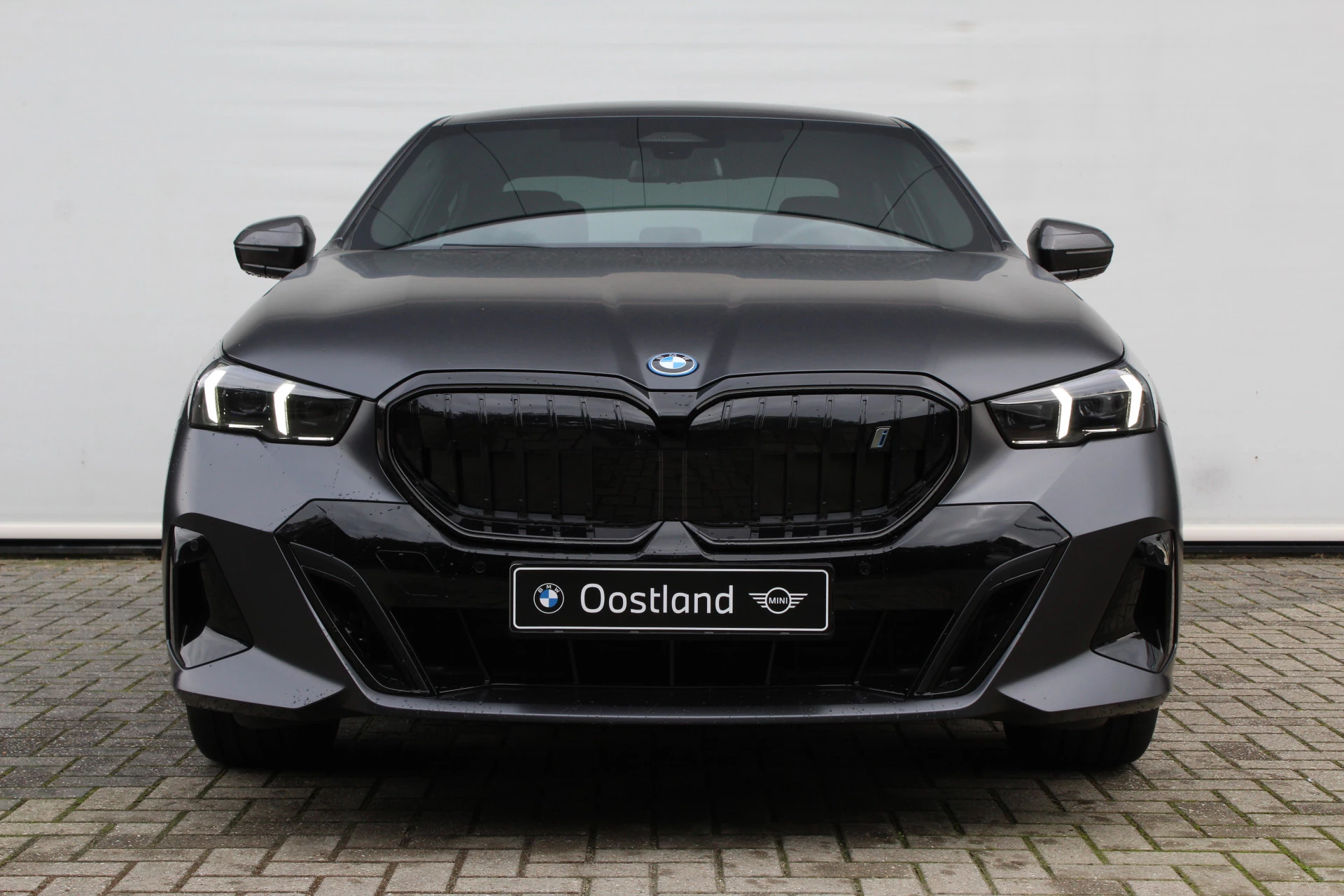 Hoofdafbeelding BMW i5