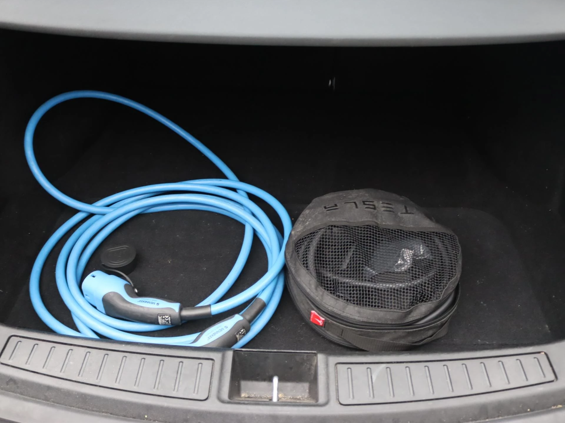 Hoofdafbeelding Tesla Model S